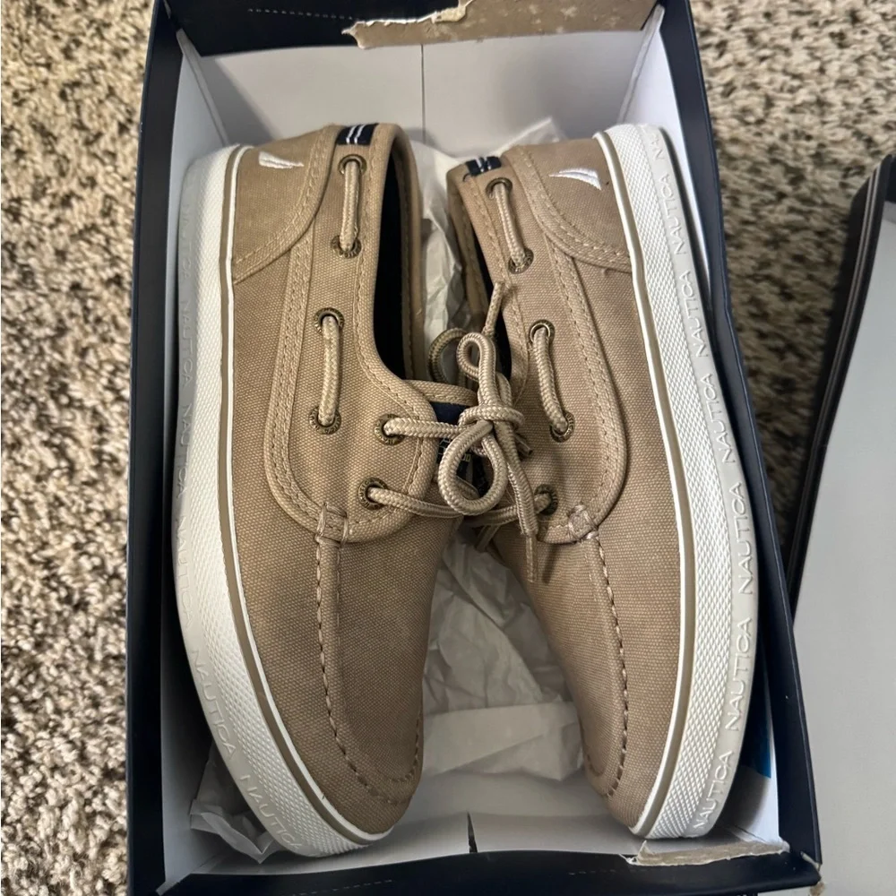Nautica classic boat